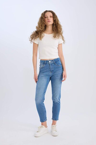 DeFacto Lina Comfort Mom Yüksek Bel Bilek Boy Jean Yıkamalı Pantolon E3439AXNS