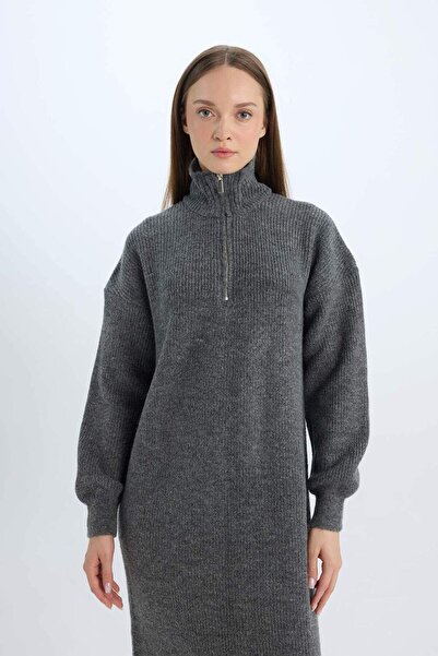 DeFacto Regular Fit Fermuarlı Dik Yaka Uzun Kollu Triko Maxi Elbise	 B0195AX24WN