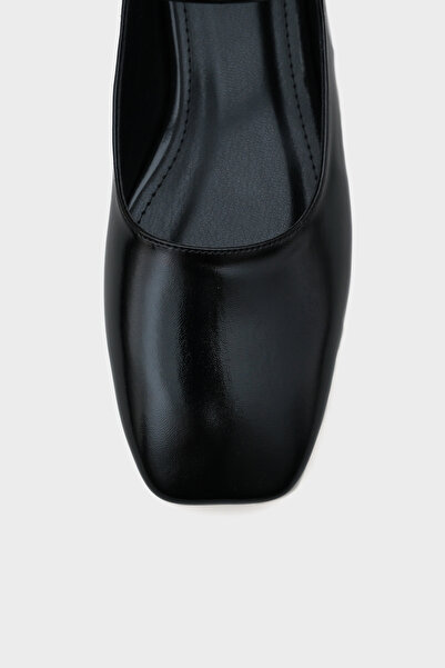 Capone Outfitters Blunt Toe Banded Marj Jane Matte Black Women's Ballerinas