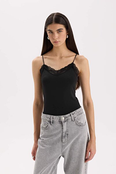 DeFacto Slim Fit Dar Kesim V Yaka Atlet E2370AX24WN