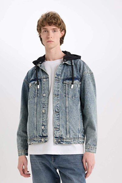 DeFacto %100 Pamuk Oversize Geniş Kalıp Kapüşonlu Düğmeli Mevsimlik Baharlık Denim Ceket D0417AX24AU