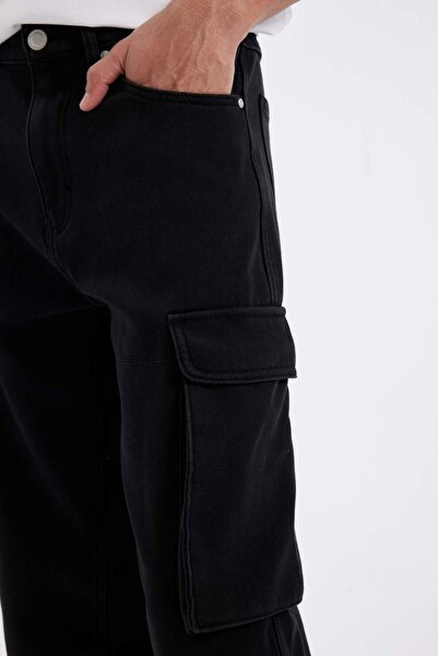 DeFacto %100 Pamuk Kışlık Relax Fit Rahat Kesim Geniş Paça Siyah Jean Pantolon C9500AX24WN