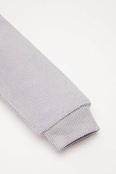 DeFacto Kız Bebek Pijama Takımı Bisiklet Yaka Yılbaşı Temalı Uzun Kollu Velur Üst Beli Lastikli Uzun Alt D71