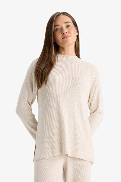 DeFacto Regular Fit Crew Neck Basic Plain Knitwear Sweater D6911Ax24Wn