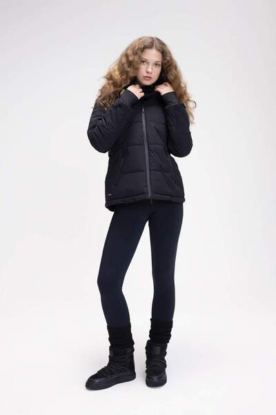 DeFacto DeFactoFit Kayak Montu Su İtici Rüzgar Geçirmez Kapüşonlu Ayarlanabilir Bel Detaylı Ultra Korumalı C