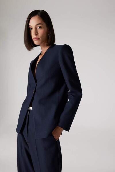 DeFacto Sorbe x Regular Fit V Yaka Düğmeli Blazer Ceket D9869AX24AU