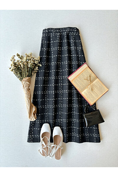 KÜÇÜĞÜM BUTİK Fusta lungă din tweed negru