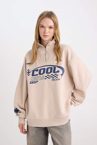 DeFacto Coool Oversize Wide Fit Half Zipper Printed Thick Sweatshirt D7565Ax24Wn