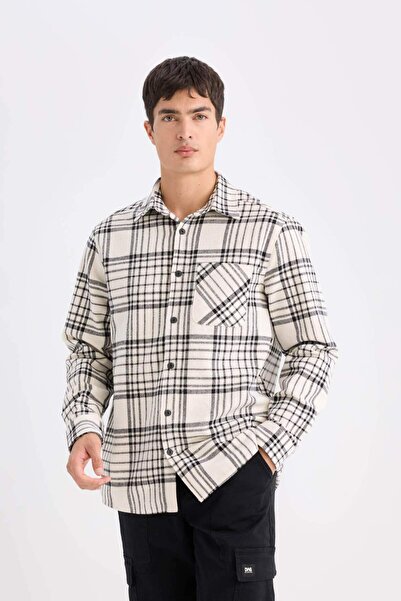 DeFacto Regular Fit Kareli Flanel Cep Detaylı Uzun Kollu Gömlek D3499AX24WN