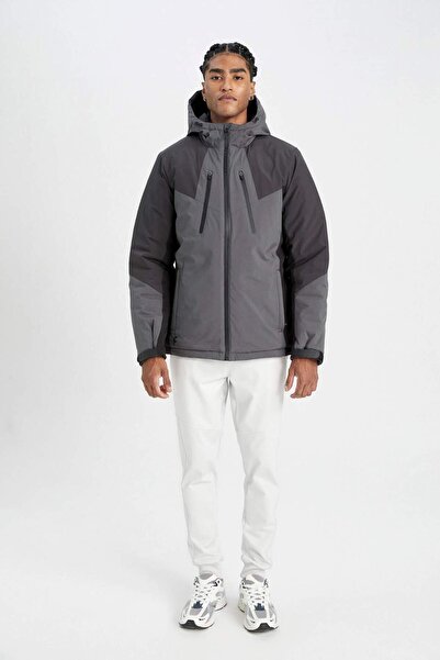 DeFacto DeFactoFit Termometreli Mont Su İtici Rüzgar Geçirmez Slim Fit Dar Kesim Kapüşonlu Fermuarlı A2756AX