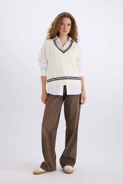 DeFacto Regular Fit V-Neck Hair Knit Patterned Knitwear Sweater D9517Ax24Wn