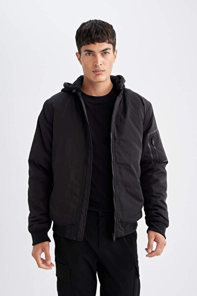 DeFacto Slim Fit Çıkarılabilir Kapüşonlu Fermuarlı Çift Cepli Mevsimlik Hafif Bomber Mont Ceket C5908ax24wn