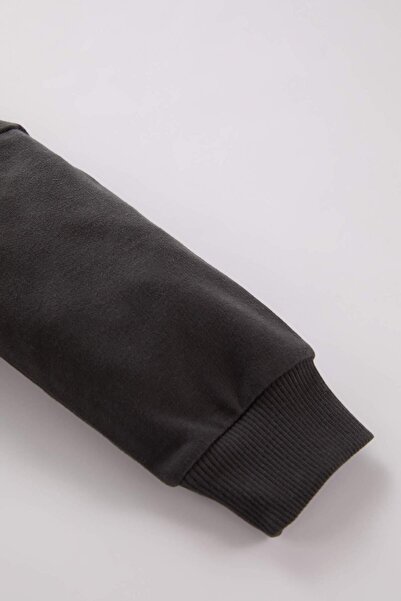 DeFacto Erkek Bebek 2li Takım Bisiklet Yaka Baskılı Sweatshirt Beli Lastikli Eşofman Altı D0724A524WN