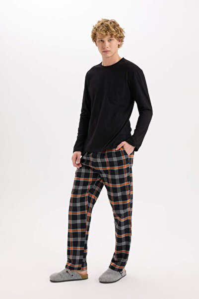 DeFacto Regular Fit Pijama Takımı Bisiklet Yaka Basic Düz Uzun Kollu Üst Kareli Uzun Alt C6122AX24WN