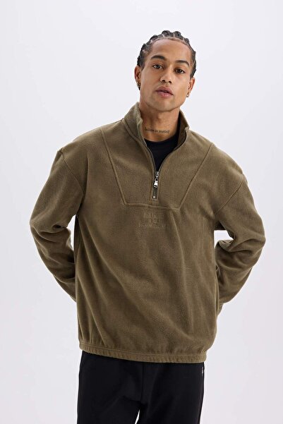 DeFacto Comfort Regular Fit Rahat Kalıp Dik Yaka Baskılı Polar Sweatshirt C7795AX24AU