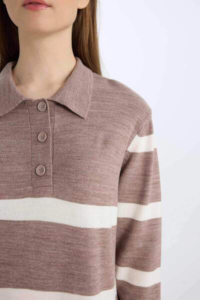 DeFacto Regular Fit Polo Yaka Düğmeli Çizgili Uzun Kollu Maxi Triko Elbise D6523AXNS