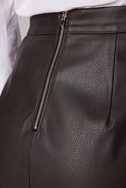 DeFacto Мини пола от изкуствена кожа Sorbe X с висока талия - A-силует D9717Ax24Au