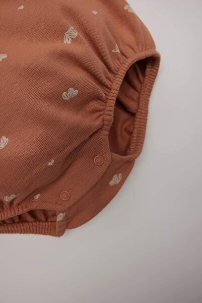 DeFacto Baby Girl Newborn Patterned Long Sleeve Jumpsuit with Snap Fasteners D6018A524Wn