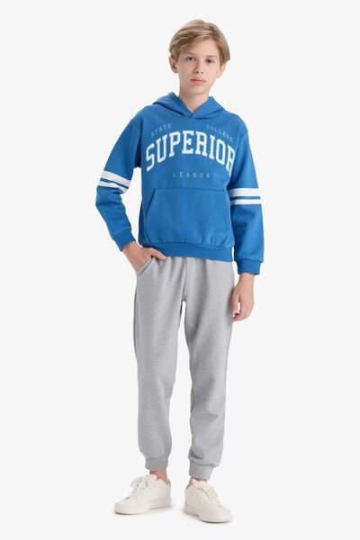 DeFacto Set 2 piese pentru băieți Hanorac gros cu glugă imprimat Pantaloni de trening cu talie elastică D3565A824WN