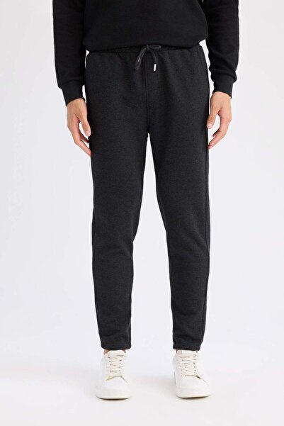 DeFacto Pike İnce Eşofman Altı Slim Fit Dar Kesim Düz Paça Beli Bağcıklı Cepli R9261AZ24AU