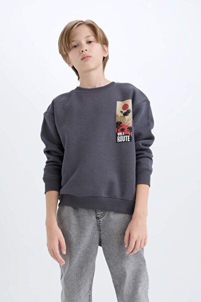DeFacto Erkek Çocuk Oversize Geniş Kalıp Bisiklet Yaka Sırt Baskılı Sweatshirt D5787A824WN