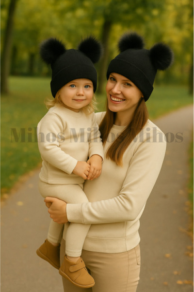 Mihos Mother Child Combination Pompom Beanie Set - Women's and Children's Double Pompom Winter Beanie