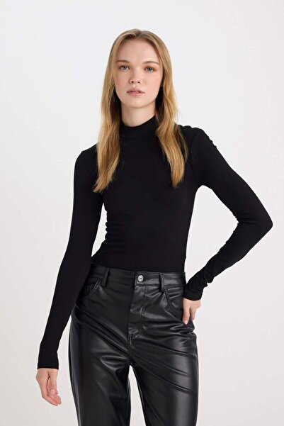 DeFacto Coool Half Turtleneck Basic Solid Long Sleeve Bodysuit D8034Ax24Wn