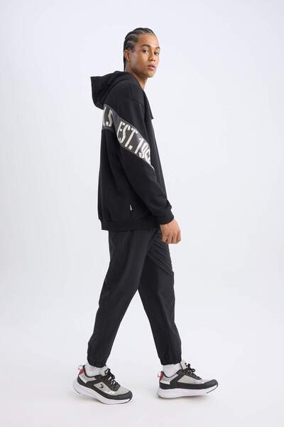 DeFacto DeFactoFit Jogger Eşofman Altı NBA Chicago Bulls Slim Fit Dar Kesim Cepli Lastikli Paça D5631AX24AU