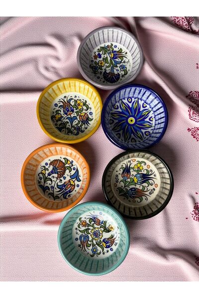 qtahya homes queen of kütahya وعاء مافن سيراميك 8 سم - 6 قطع نمط تقليدي ملون