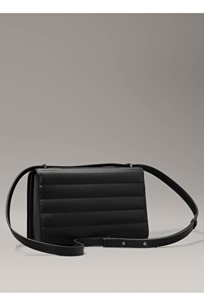 Calvin Klein Crossbody kabelka Line Ouilt