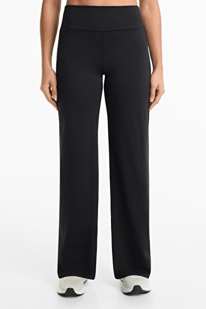 Oysho بنطلون مريح بقصة مستقيمة وخصر مرتفع