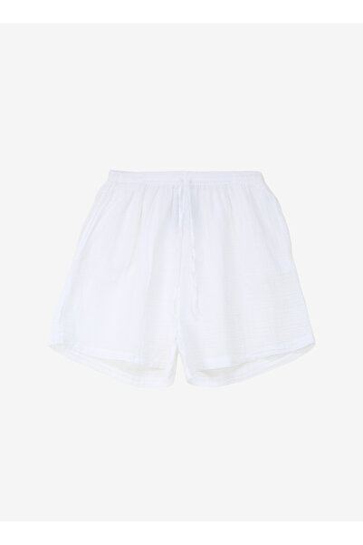 White By Nature Normal Bel Standart Beyaz Kadın Şort 332848