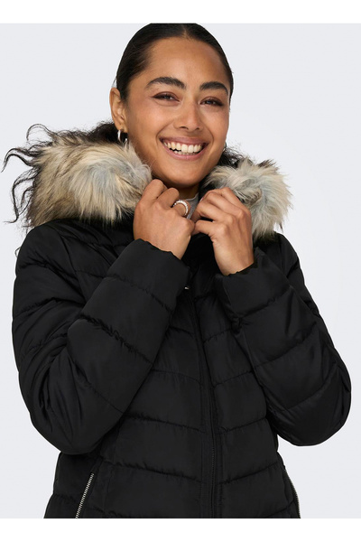 ONLY Ellan Rüzgar Geçirmez Mont 15300255