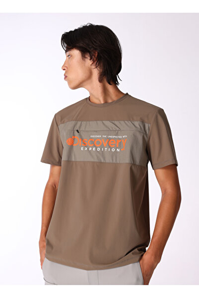 Discovery Expedition Koyu Bej Erkek Bisiklet Yaka Relaxed Baskılı Su İtici T-...