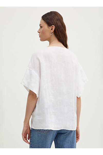 Sisley Γυναικεία μπλούζα με λαιμόκοψη καγιάκ λευκή 5BMLLQ06R