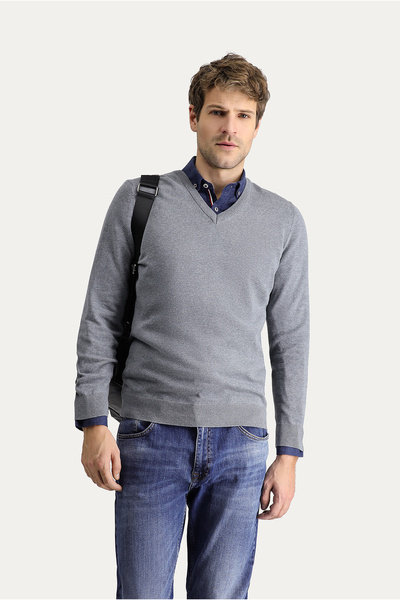 Kiğılı Pulover din bumbac slim cu decolteu în V