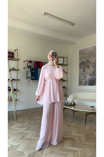 Butik PİLİSELİ TAKIM TESETTÜR