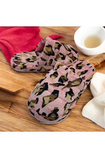 Lion Women's Indoor Carpet Guest House Slippers