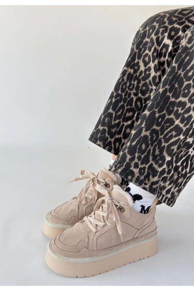 By Mop Muden Beige Suede Lace-Up Boots