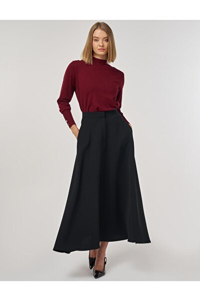 Kayra Flared Skirt Black