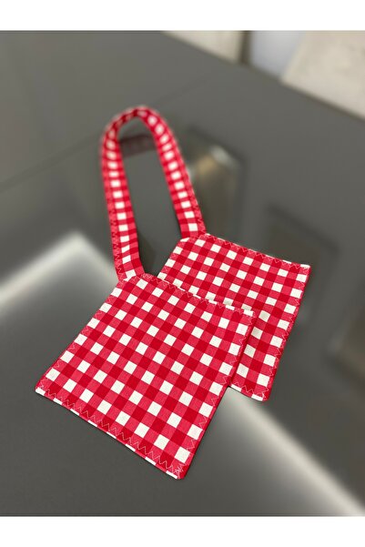 Parla Life Kırmızı Pötikare Kanaviçe Desenli Ocak Örtüsü x Tutacak