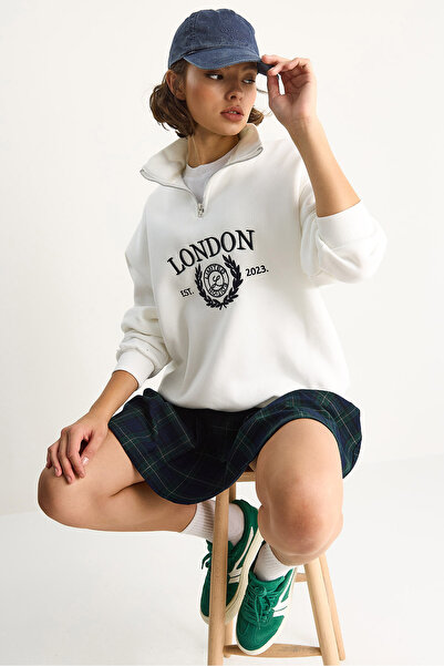 Bianco Lucci Hanorac oversize pentru femei London, cu guler înalt brodat, cu fermoar, cu detaliu în relief 10003 60283529