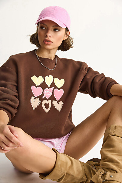 Bianco Lucci Kadın Bisiklet Yaka Kalp Nakışlı Şardonlu Üç İplik Sweatshirt 6875 60283520