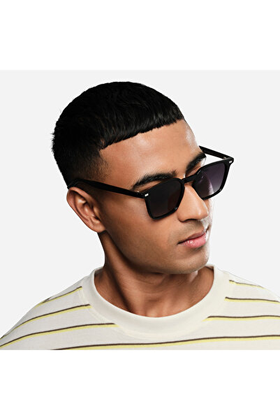 The Optical Club الإيزي