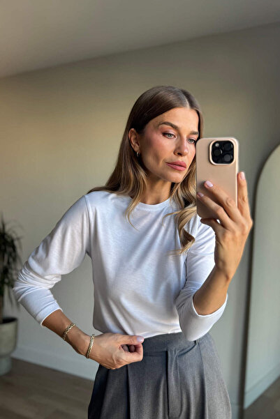 Sue Store Λευκή μπλούζα με λαιμόκοψη Premium