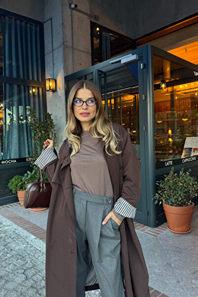 Sue Store Καφέ μπλούζα Premium με λαιμόκοψη