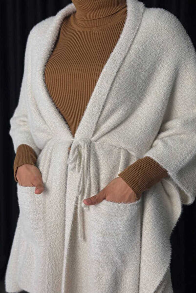 Bym Fashion Sim Detailed Pocket Poncho 18332 Ecru