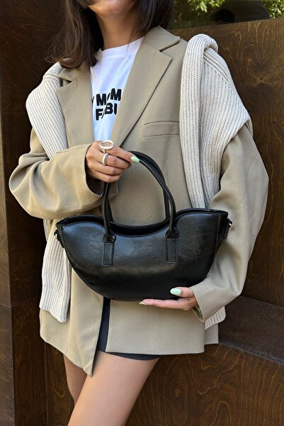 Moon Lune Shoulder Bag Black