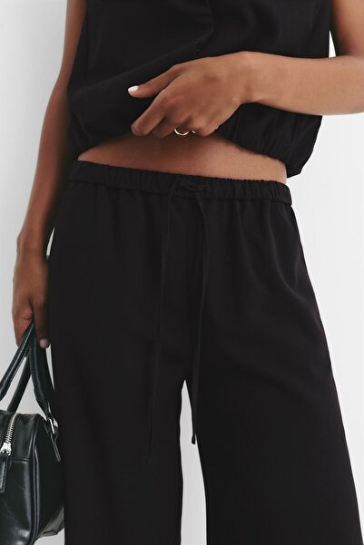 Pull & Bear Tailored fit jogger trousers