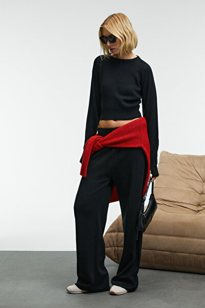 GRIMELANGE Mariposa women's round neck striped crop top wide leg knit black bottom-top set